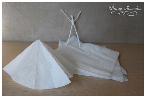 Step 5 - How to Make Dancing Ballerinas from Wire and Napkins