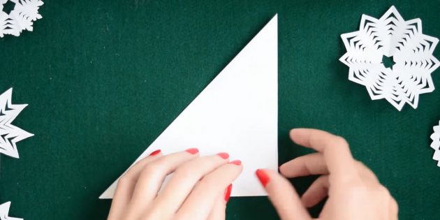 Согните фигуру как сделать снежинки из бумаги своими руками: согните фигуру