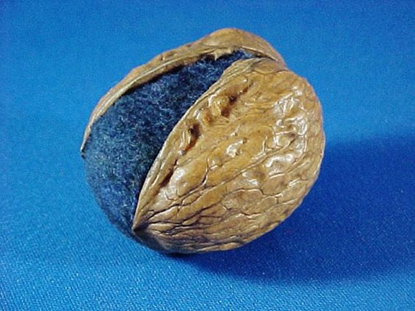 Щёлкаем орешки: скорлупа грецкого ореха как материал для вашего творчества, фото № 4