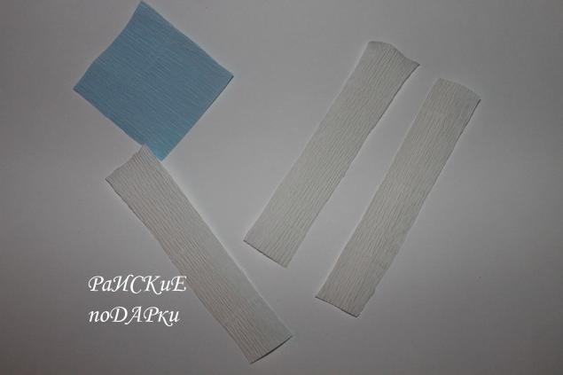 Новогодняя корзинка с подснежниками и конфетами, фото № 6