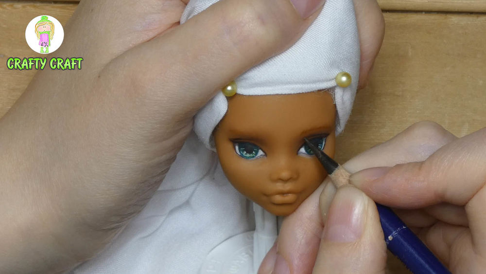 Переделка куклы: ООАК, прошивка волос шерстью, обувь и платье своими руками для куклы Монстер Хай, фото № 13