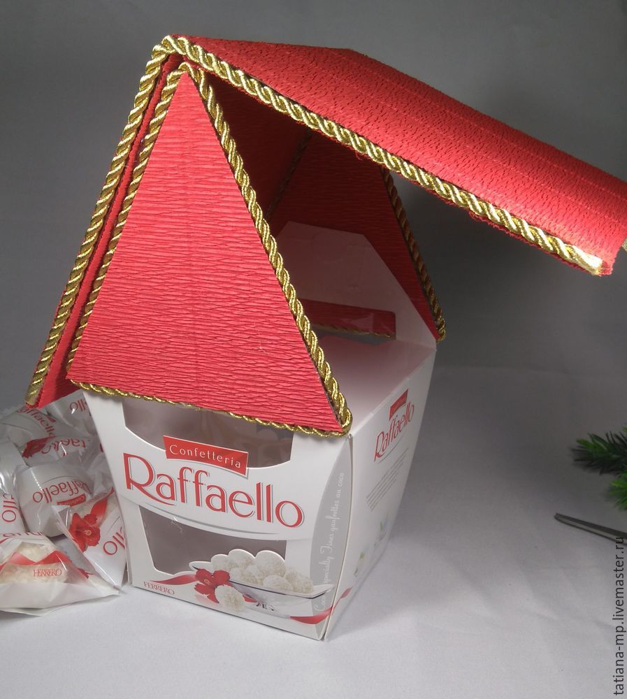 Новогодний домик Деда Мороза из коробки конфет: мастер-класс, фото № 29