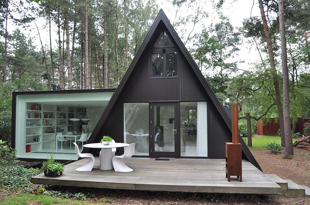 Дом в форме треугольника