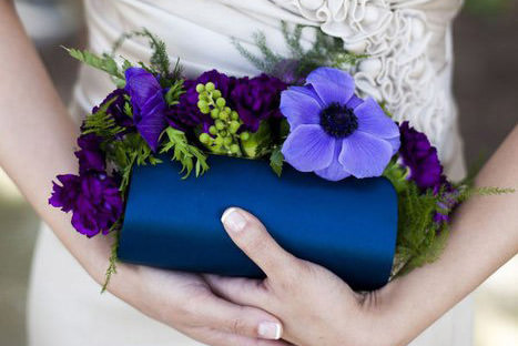 Флористический салон «Парижанка» вдохновляет на романтические подарки – цены на цветы в Казани вас приятно удивят.