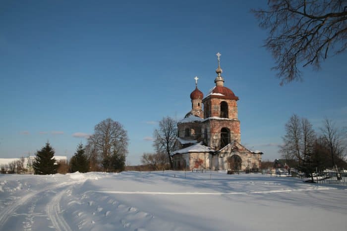 Весна и храмы: 30 фото заповедных мест России