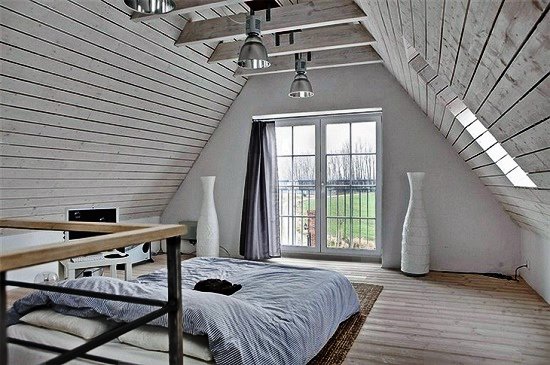 Интерьер в скандинавском стиле, мансардный этаж