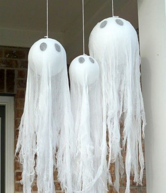 Поделка призрак на Хэллоуин