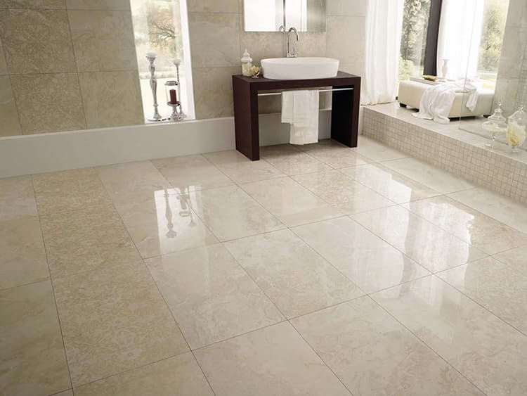 Рисунок на поверхности керамогранита для пола в результате специальной обработки