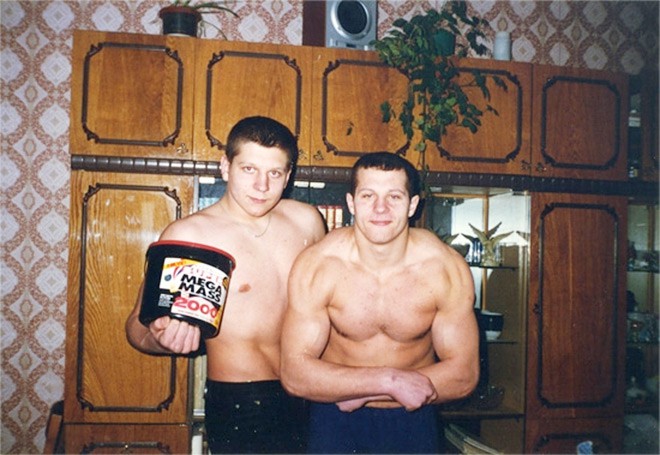 Фёдор и Александр Емельяненко на массе