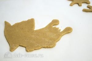 Медовые пряники: Вырезать пряники