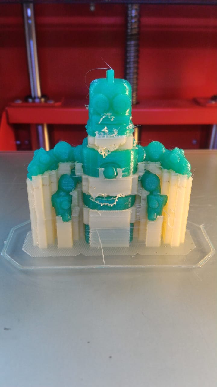 Печать из воска WAX3D с растворимой поддержкой Фото: Печать из воска WAX3D с растворимой поддержкой