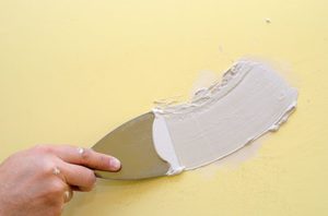 Чем шпаклевать стены