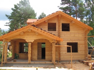 строительство дома из лафета