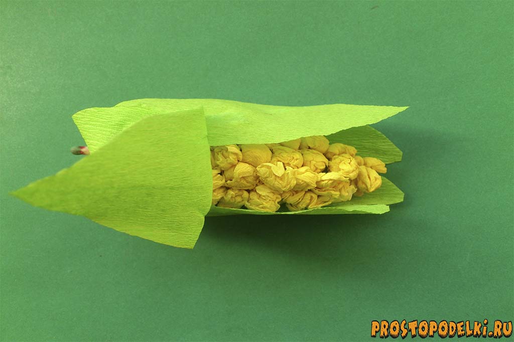 Кукуруза из гофрированной бумаги-7