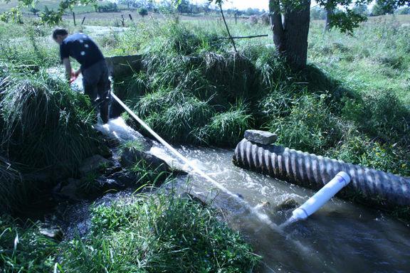 Водяной насос без питания