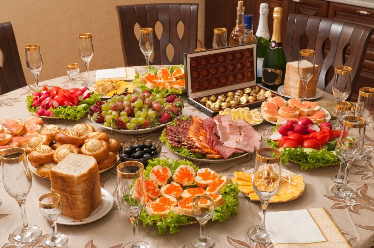 Праздничное застолье