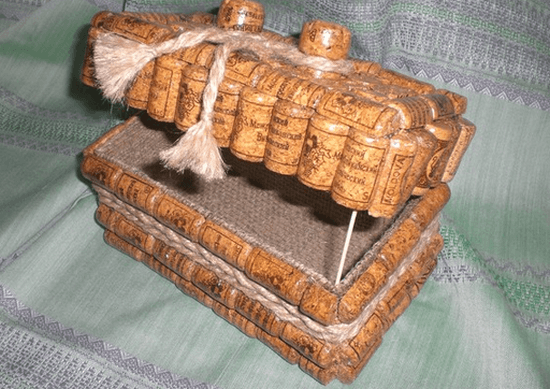 вторсырьё поделки из мусора шкатулка из винных пробок