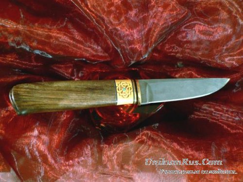 нож с рукоятью из самшита