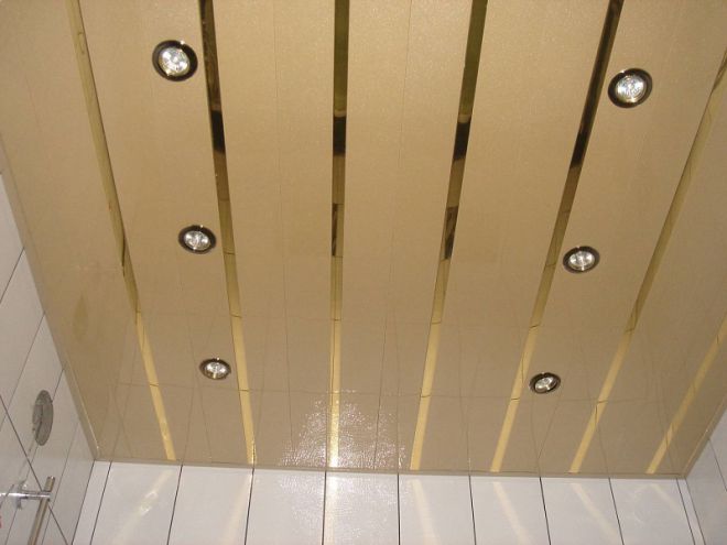алюминиевый потолок в ванной