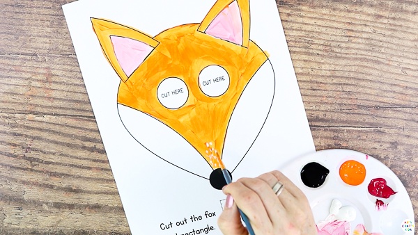 Add fox characteristics to the fox template. 