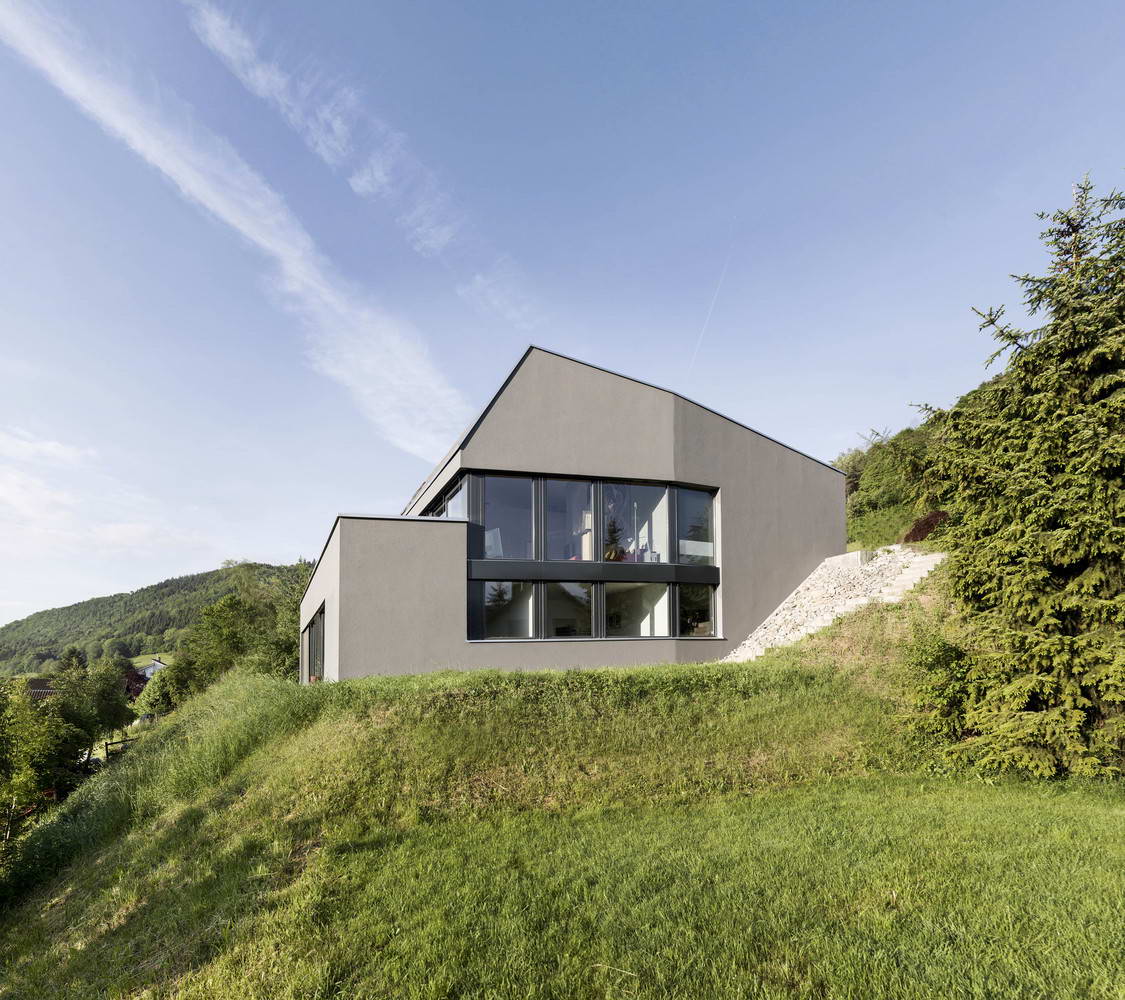 House on the Bay 2 Загородный дом в Швейцарии